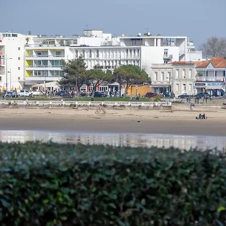 아파트 Terracotta *